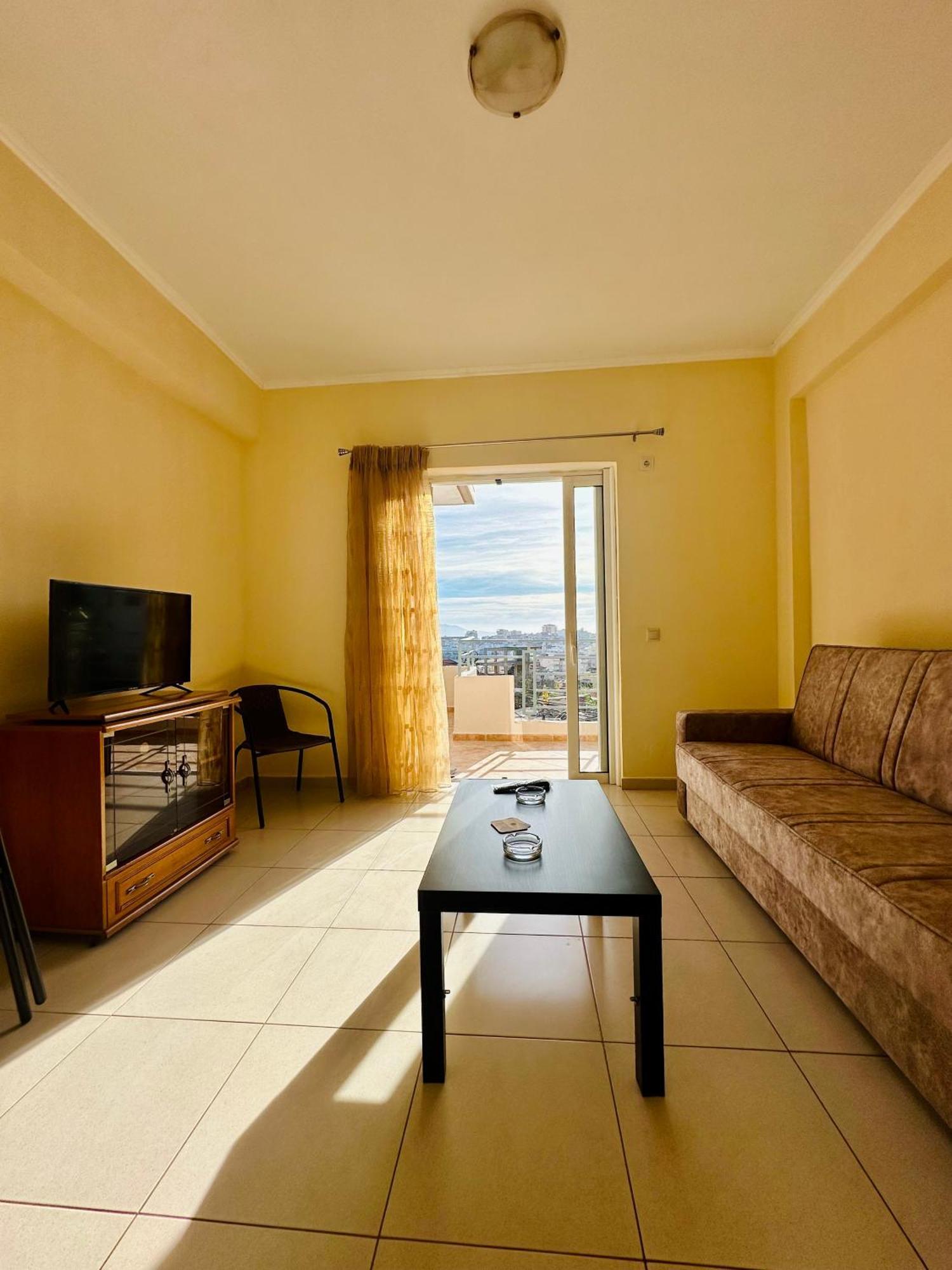 Sea View Apartment *